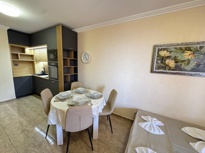 Others 3, Private Apartments Olymp, Nesebar