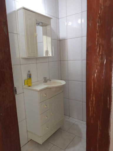 Bathroom 5, Suite Giga 1, Brotas