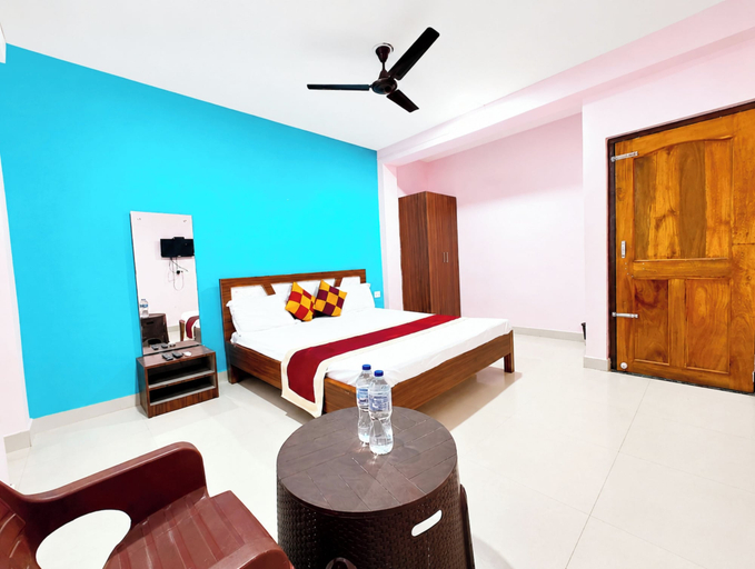 Room 5, Hotel Patitapaban Residency Near Beach, Puri