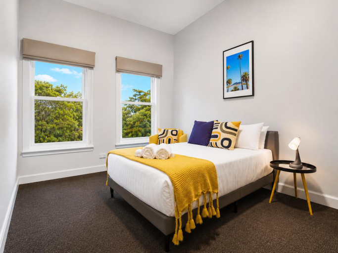 Bedroom 3, Heritage-Style Boutique Hotel, Port Melbourne, Melbourne