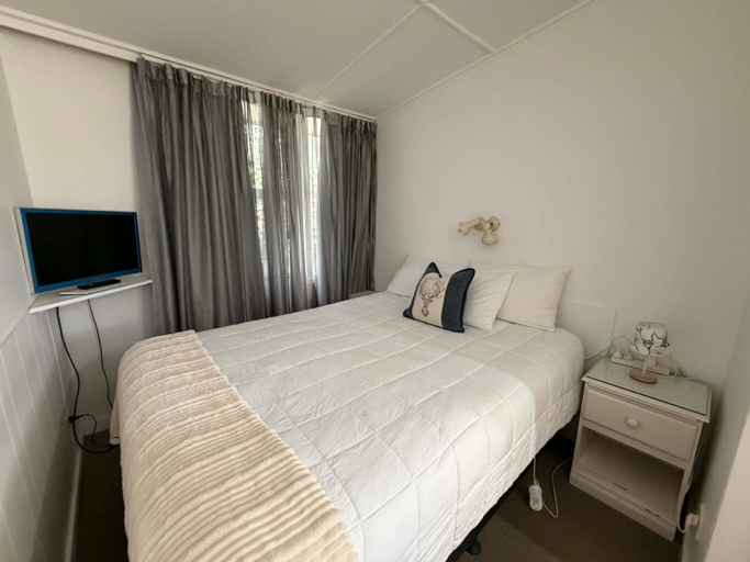 Others 5, Motel Bombala, Bombala