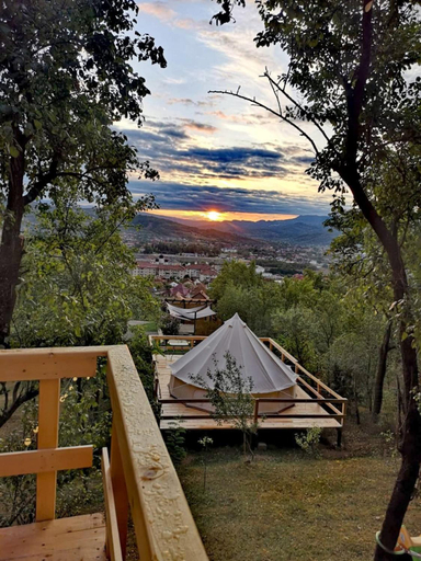 Others 5, Epic Glamping, Calimanesti