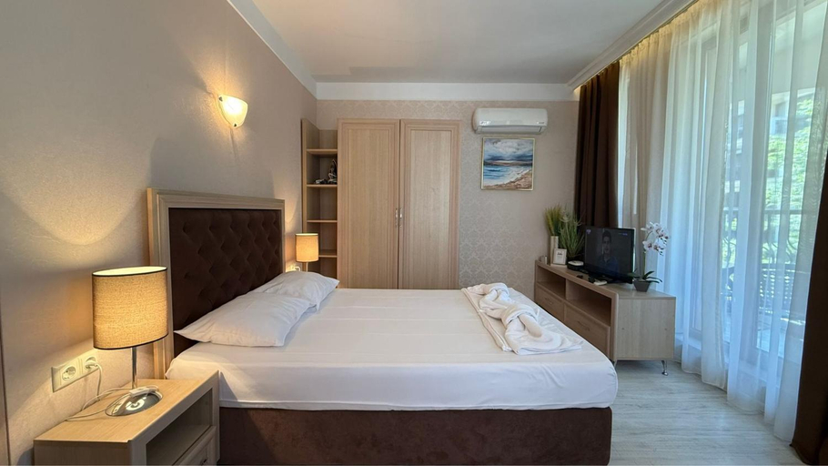 Bedroom 2, Bratanov Harmony Suites Dream Island Apartments, Nesebar