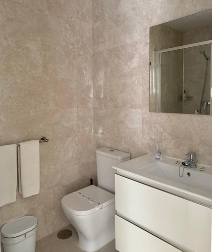 Bathroom 2, Apartamentos Turisticos Victoria, Granada
