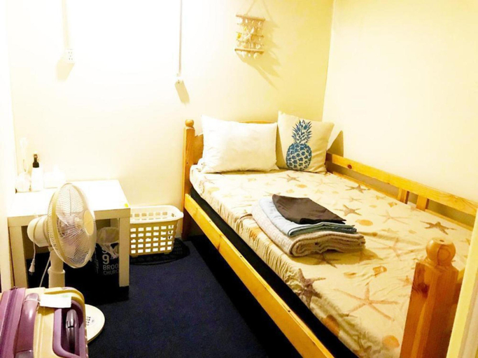 Bedroom 4, Guesthouse Churayado Ishigakijima, Ishigaki