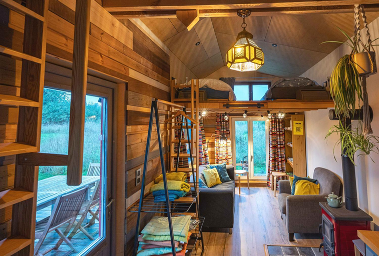 Others 5, Tiny House Les Jours Heureux Sejour nature pres de Dinant et des Lacs de l Eau d Heure, Namur