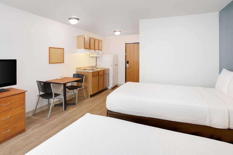 Bedroom, WoodSpring Suites Jacksonville I-295 East, Duval