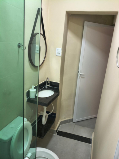 Bathroom 3, Linda casa Edicula "fundos do terreno" com piscina, Itanhaém