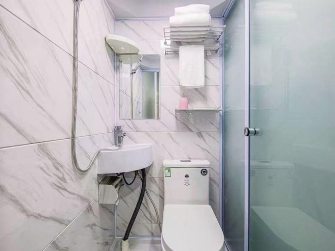Bathroom 3, Orange Hotel Hangzhou Huanglong Sports Center, Hangzhou