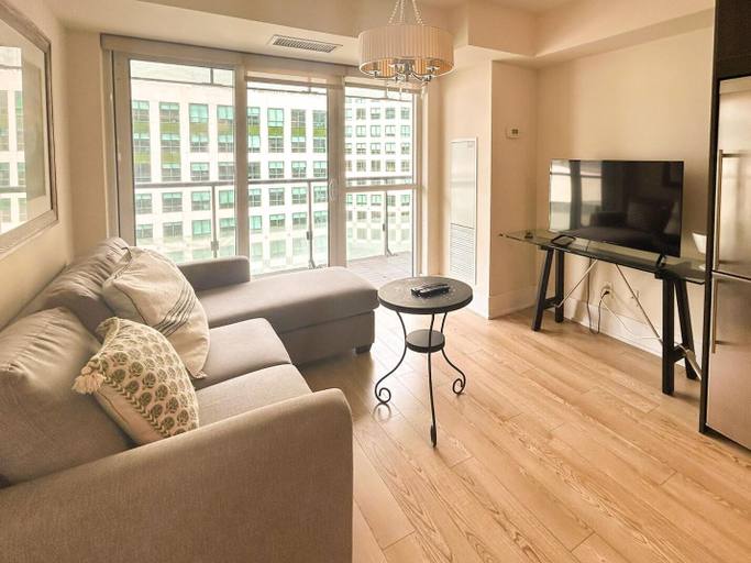 Living area 5, Queen Street Centre, Toronto