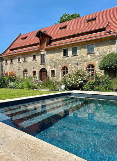 Pool 4, Historischer Kornspeicher mit Pool am Selketal, Natururlaub im Harz, Harz