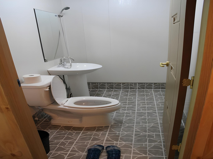 Bathroom, Jeonju Guesthouse, Jeonju