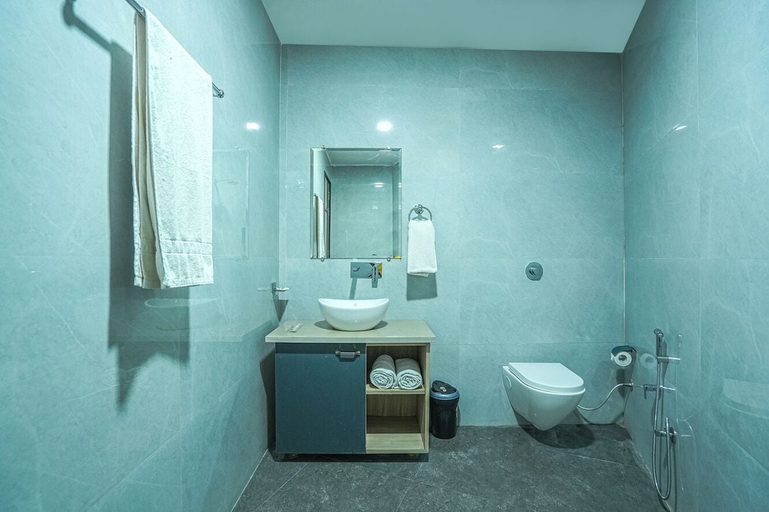 Bathroom 4, Grand Cabbana by White Panda Hotels, Amritsar