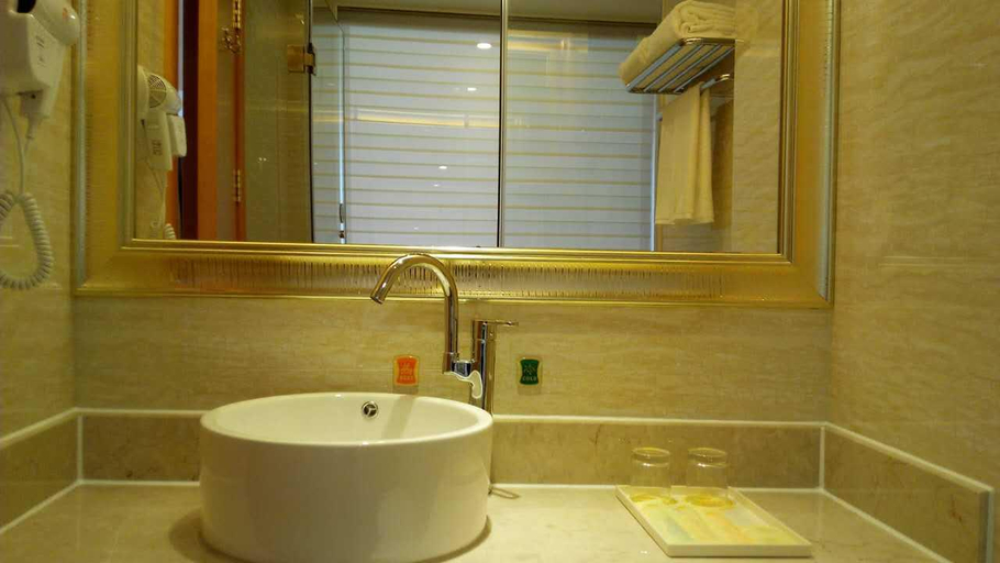 Bathroom 4, Vienna Hotel Heyuan Lianping Branch, Heyuan