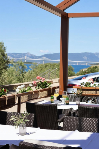 Food & Drinks 4, Villa Ancora, Herzegovina-Neretva