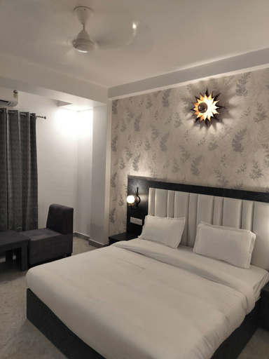 Room 5, Hotel KashiDham, Varanasi