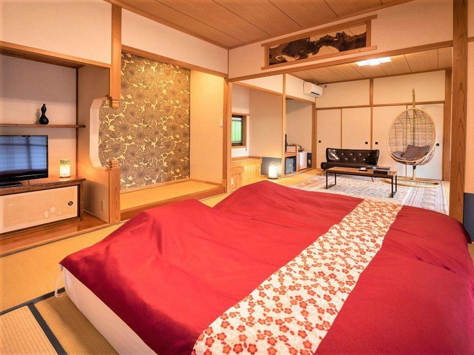 Bedroom 2, Waita Sanso, Oguni