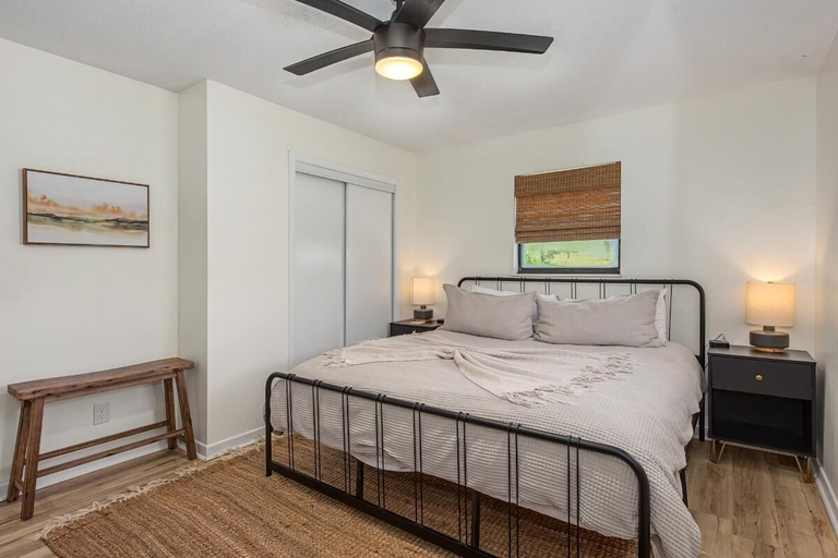 Room 2, Vantara Smoky View, Sevier