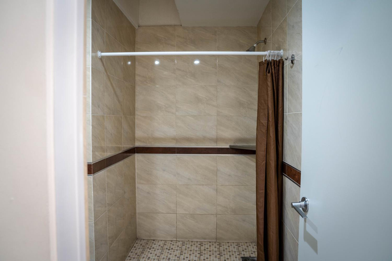 Bathroom 4, ZAMORA EJECUTIVO EXPRESS, Zamora