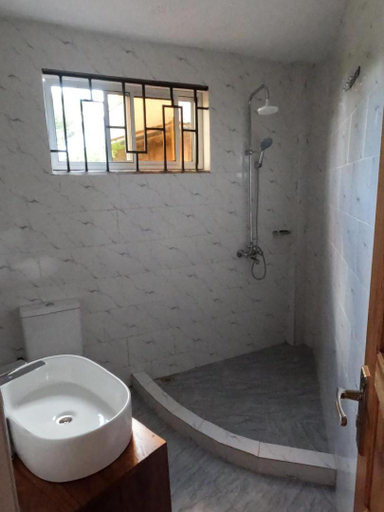 Bathroom 2, Moshi hostel lodge, Moshi Urban