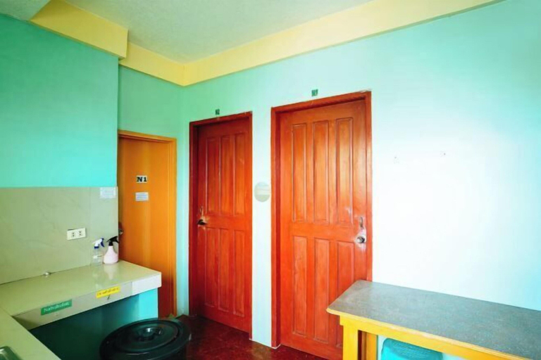 Bathroom 2, RedDoorz @ D128 Lodge Cagayan Valley, Tuguegarao City