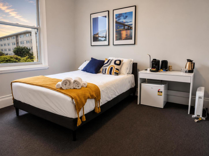 Bedroom 4, Heritage-Style Boutique Hotel, Port Melbourne, Melbourne