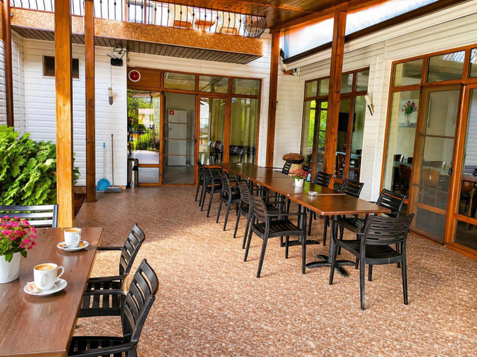Food & Drinks, Къща за гости Пролет, Sevlievo