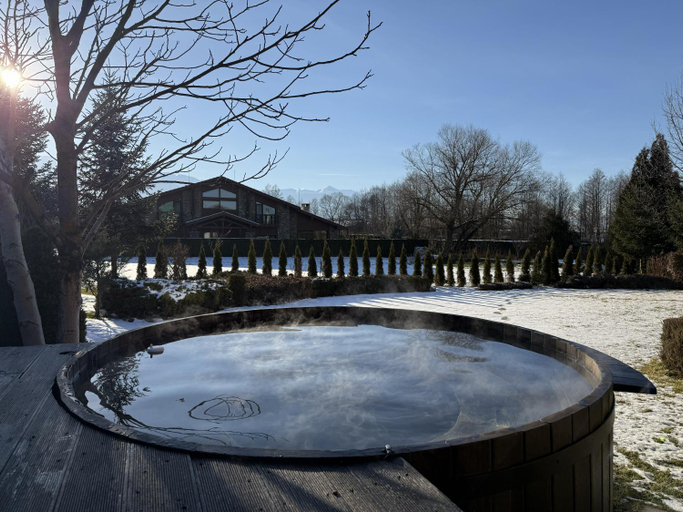 Sport & Beauty 2, Villa Chalet Everest, Razlog