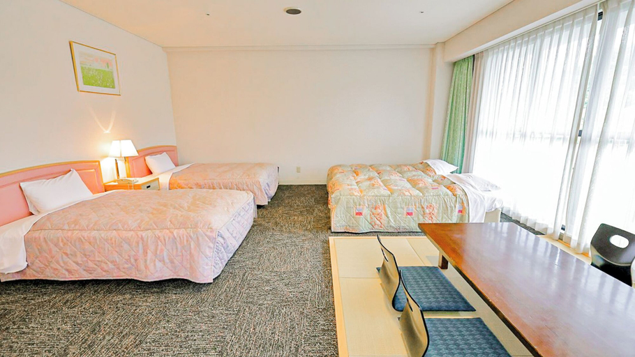 Bedroom 3, Shionomaru, Imabari