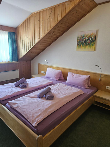 Bedroom 3, Pension Schachner, Liezen