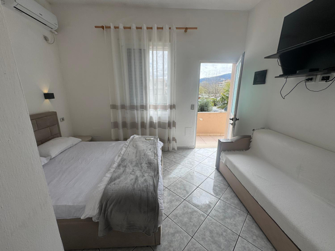 Bedroom 1, Lea home, Vlorës