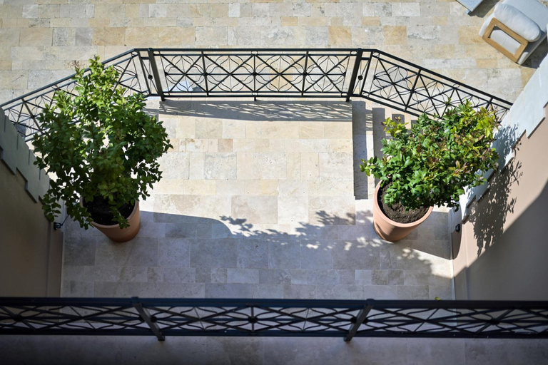 Others 2, Chateau la Merienne, Var