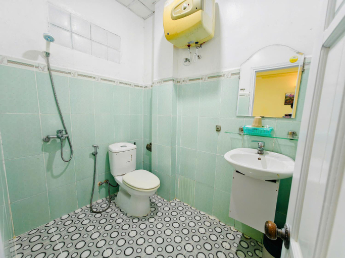 Bathroom 3, Xuan Quynh Hotel, Đà Lạt