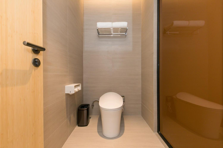 Bathroom 3, Ji Hotel (Nanjing Ruanjian Avenue Metro Station), Nanjing