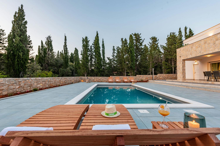 Sport & Beauty 3, Villa Molaris ZadarVillas, Preko