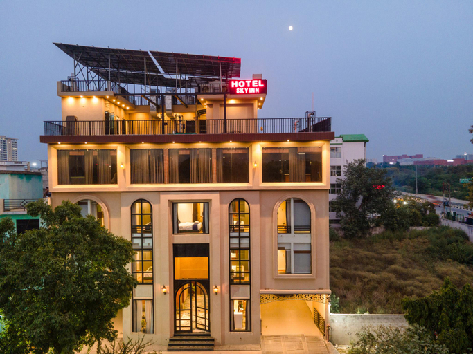 5, Hotel Sky Inn, Lucknow