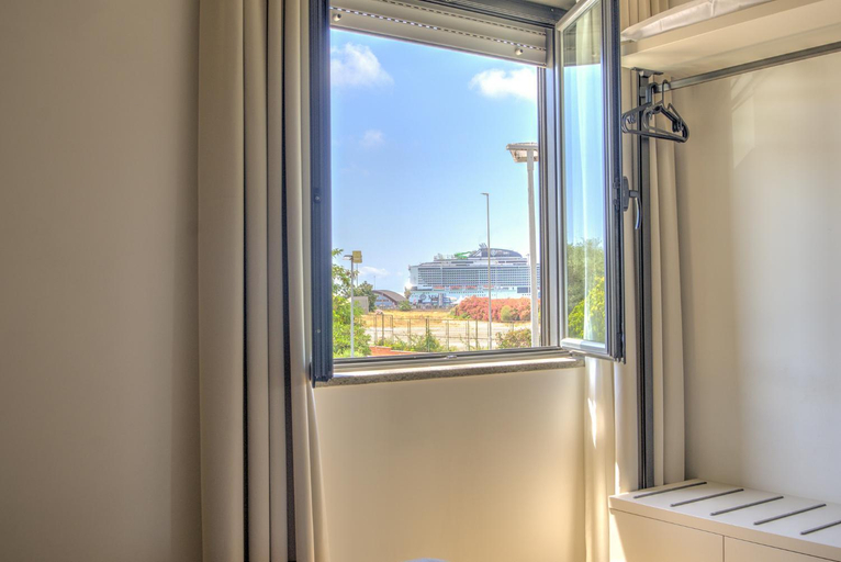 Others 5, Guest House al porto, Roma
