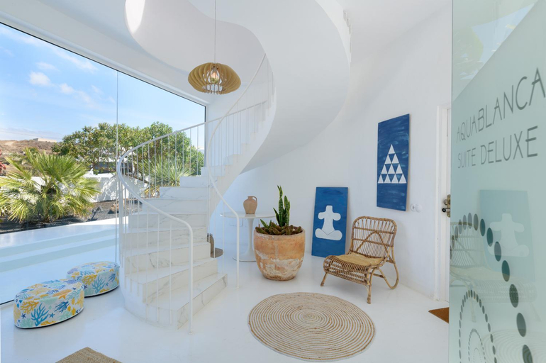 Others 3, AQUABLANCA Suite Pool Deluxe en Punta Mujeres, Las Palmas