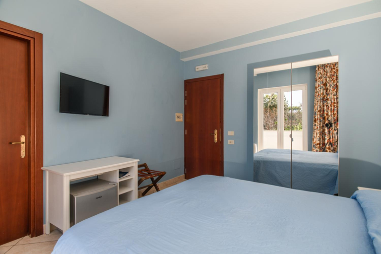 Bedroom 3, Hotel L'Approdo, Napoli