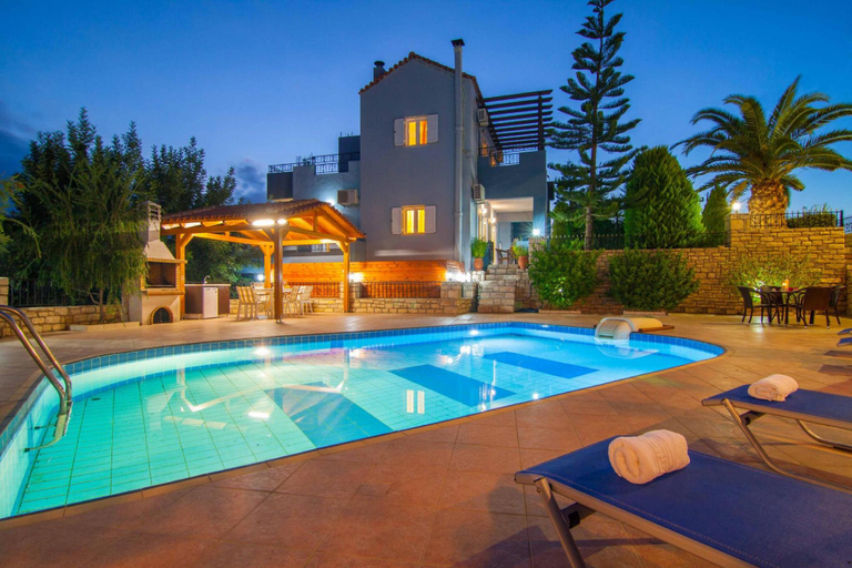 Sport & Beauty 2, Blue Villa 1 - With Private Pool, Crete
