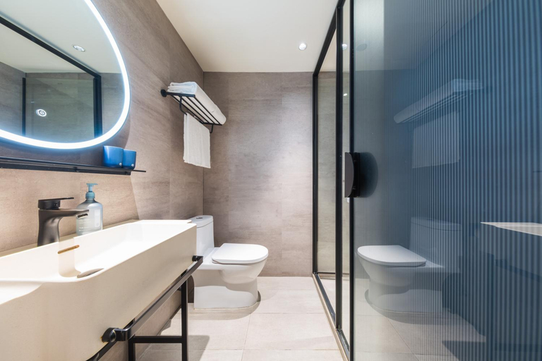 Bathroom 4, Hanting Hotel Beijing Sanlitun Branch, Beijing