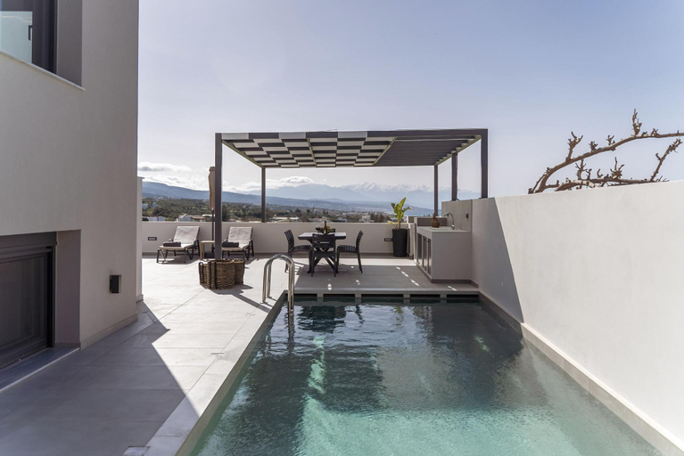 Sport & Beauty 2, Villa Solaire - With 2 Private Pools & Sauna, Crete