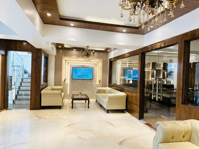 Public Area 2, Diamond Admire Hotel and Banquets, Gautam Buddha Nagar