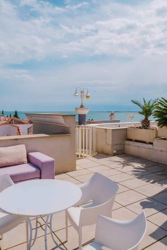 Terrace/patio, Apartment - Sleeps6 - Pool - SeaView - PetFriendly, Tarragona
