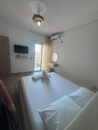 Bedroom 3, Oceanic Luxury Apartments, Sarandës