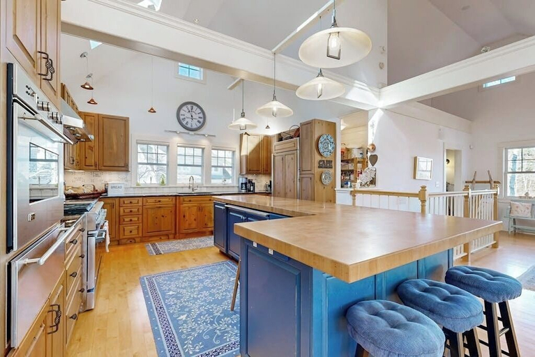 Private kitchen 2, The Walker, Knox