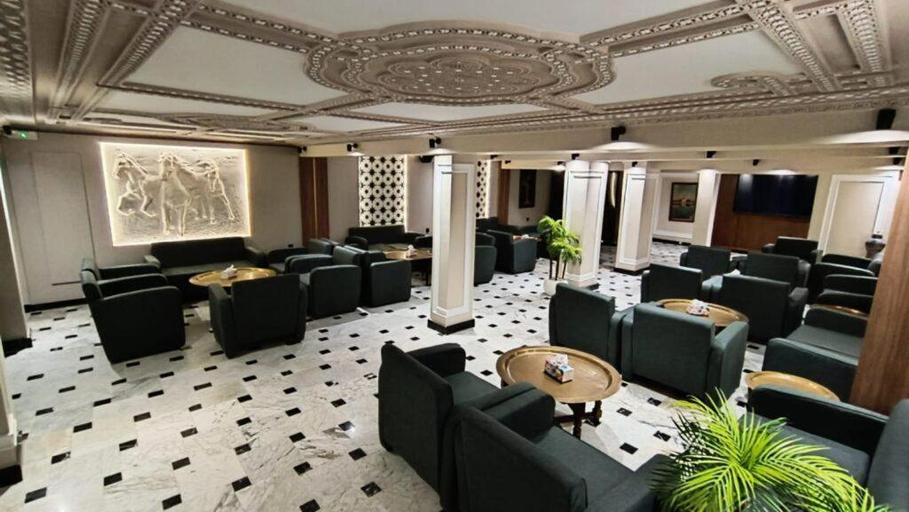 Others 2, Hotel BouBabel, Nador