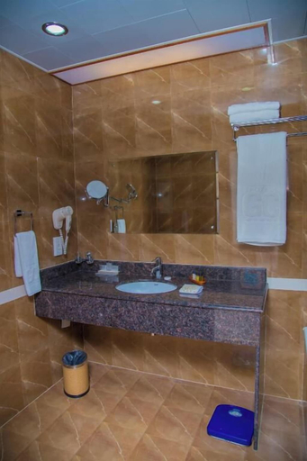 Bathroom 4, Golden Coast Hotel, Baku