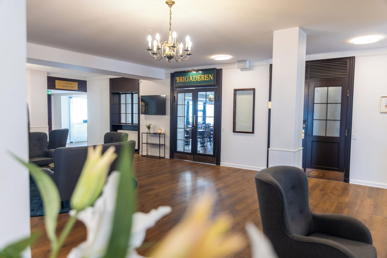 Others 1, Hotel Phønix, Aalborg