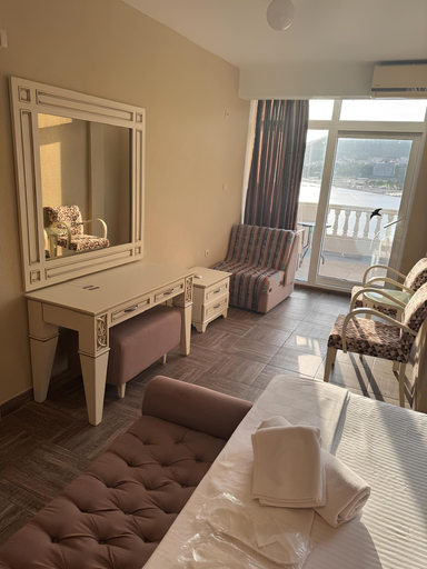Living area, Hotel Kuc